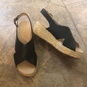 Clarks Kimmei Cross Leather Sandals (Wedge Espadrilles Platform) in Black